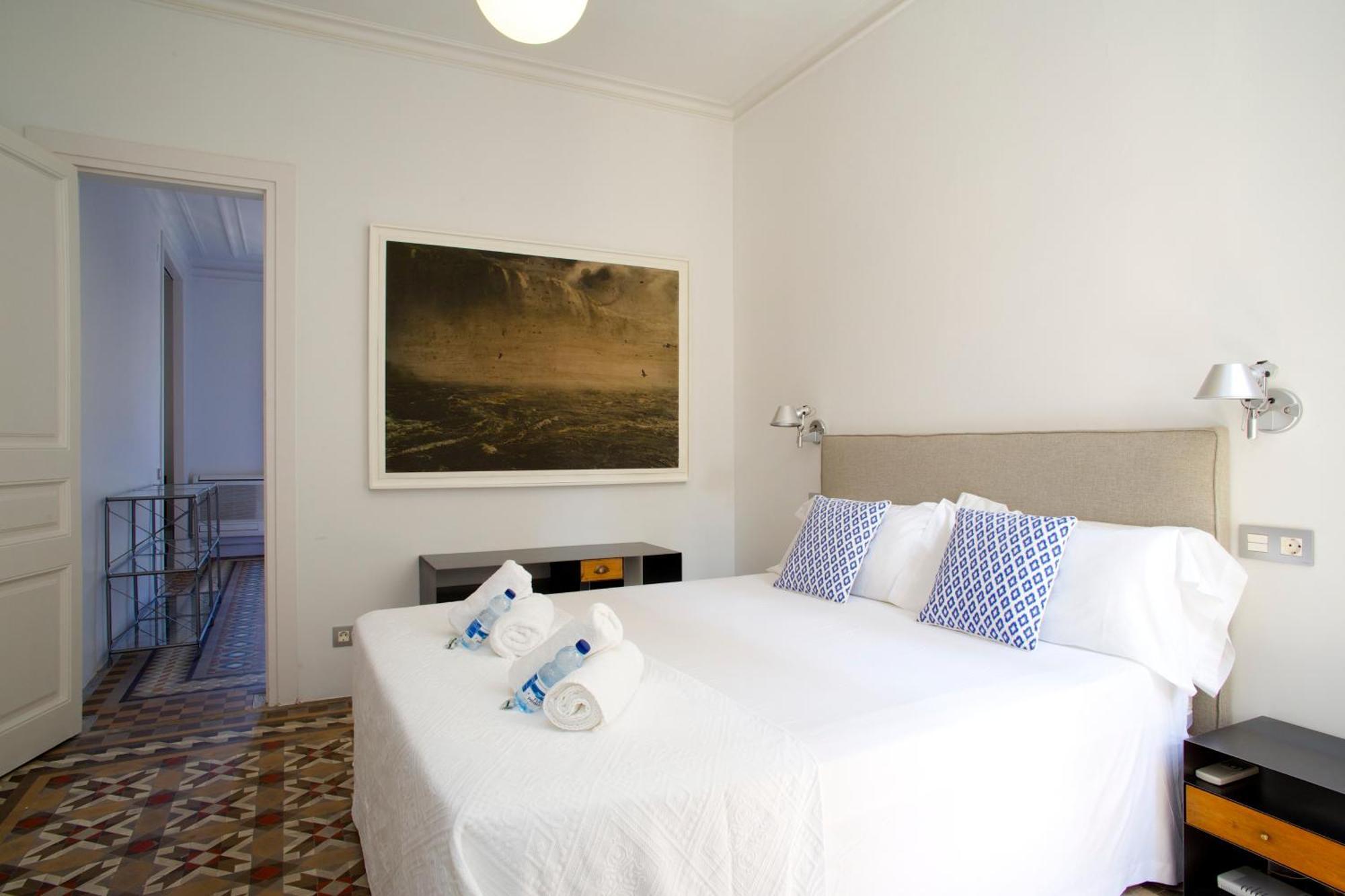 The Claris Suites II Barcelona Exterior foto