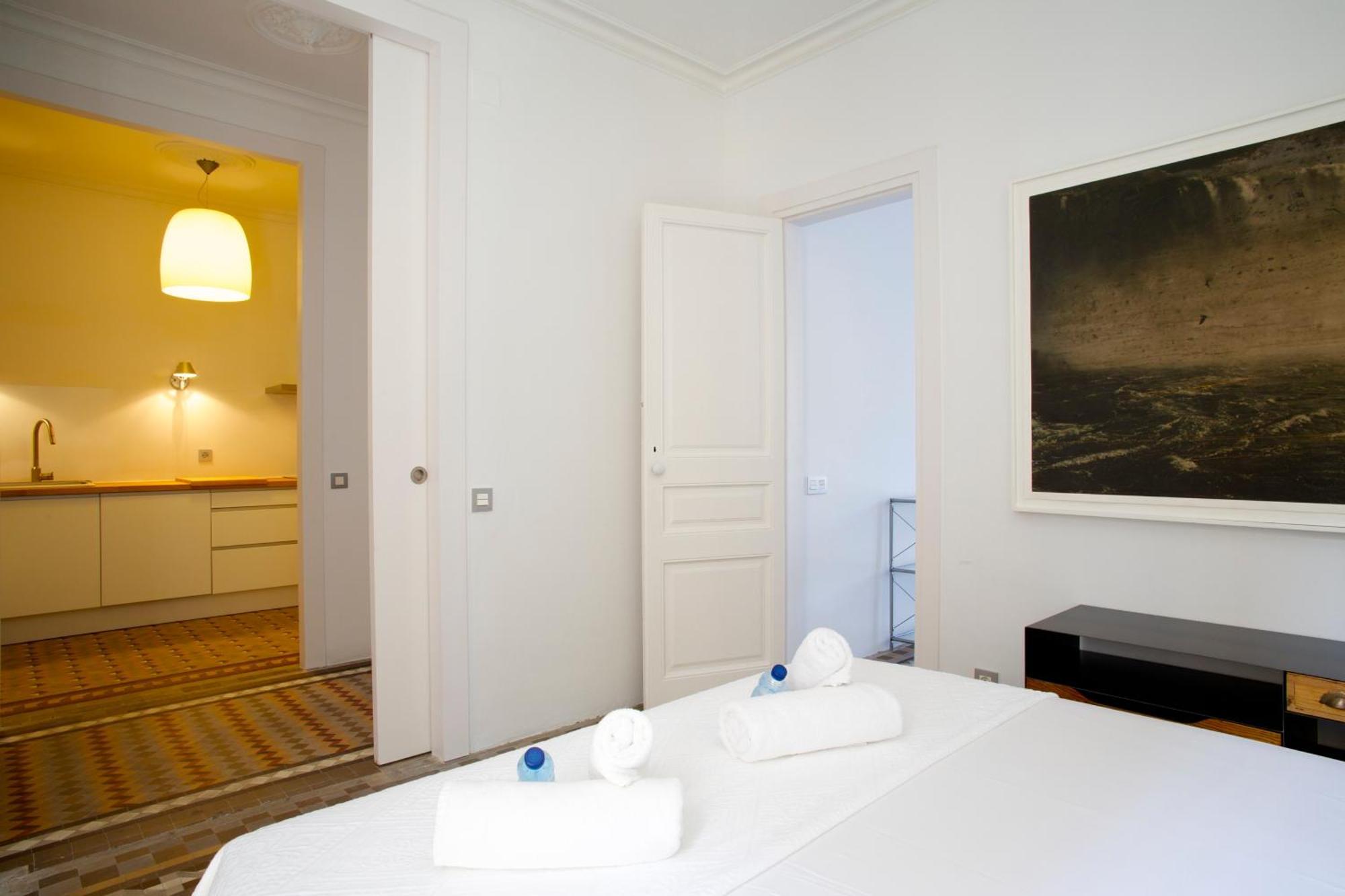 The Claris Suites II Barcelona Exterior foto