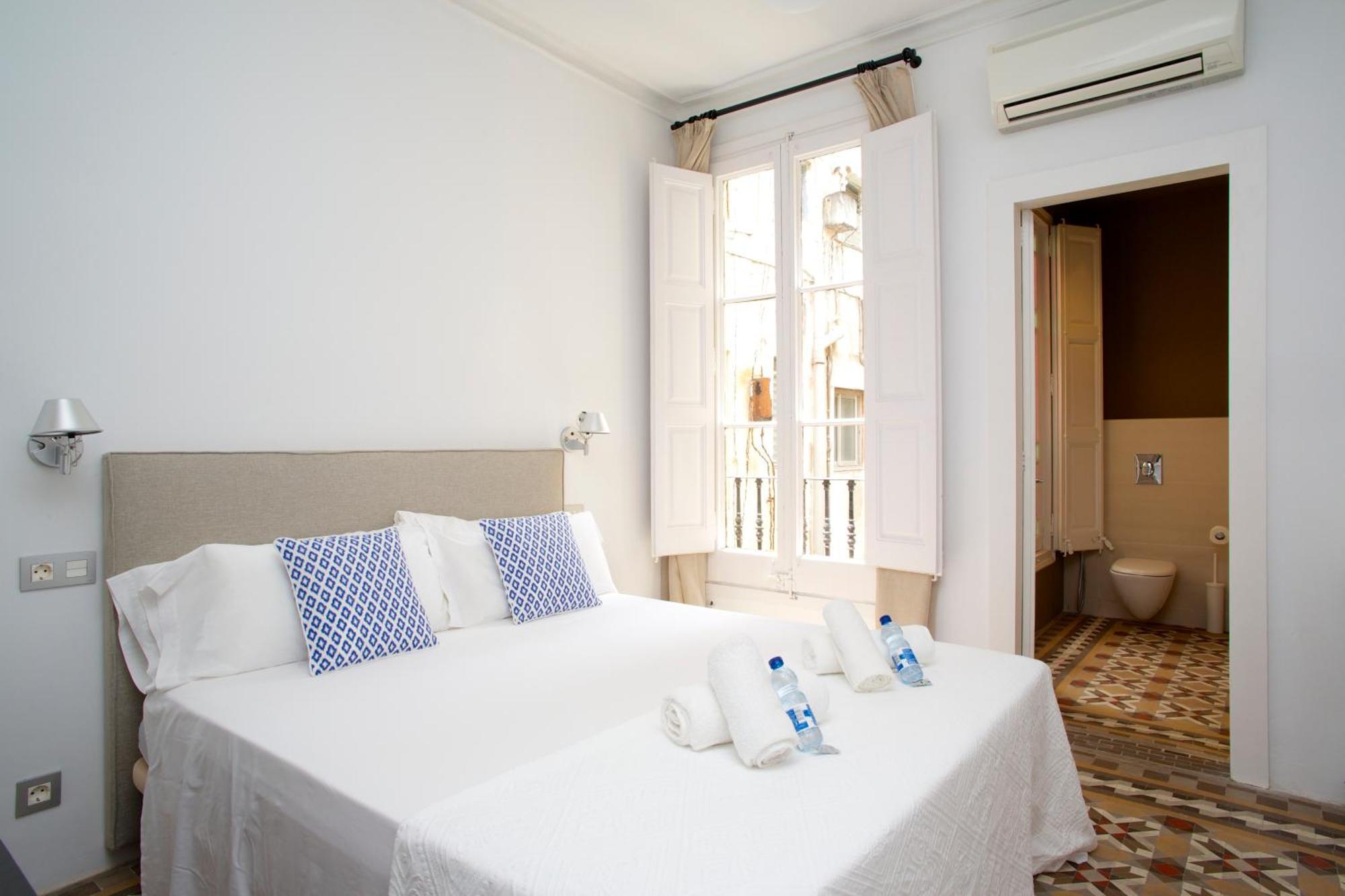 The Claris Suites II Barcelona Exterior foto