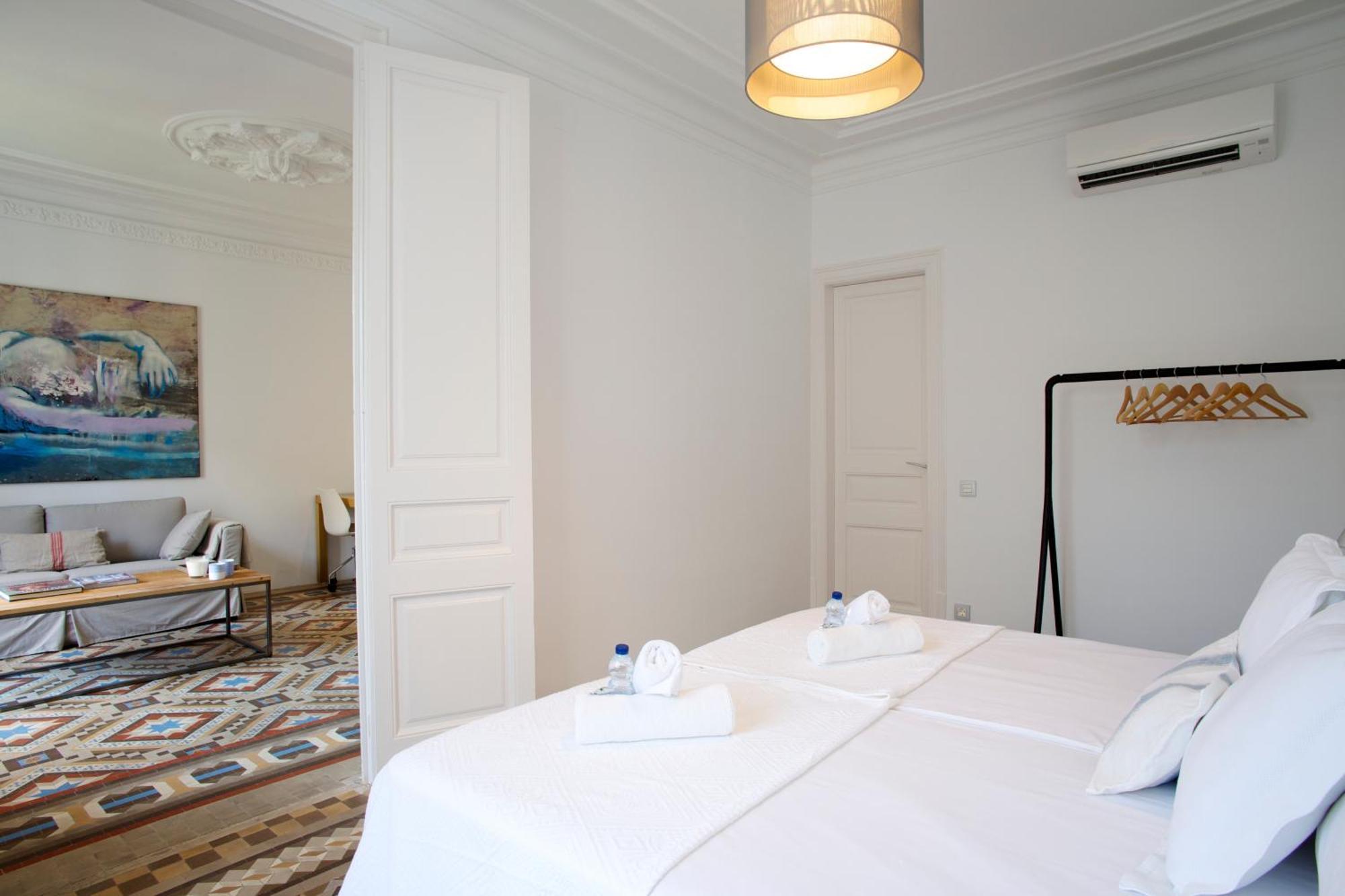 The Claris Suites II Barcelona Exterior foto