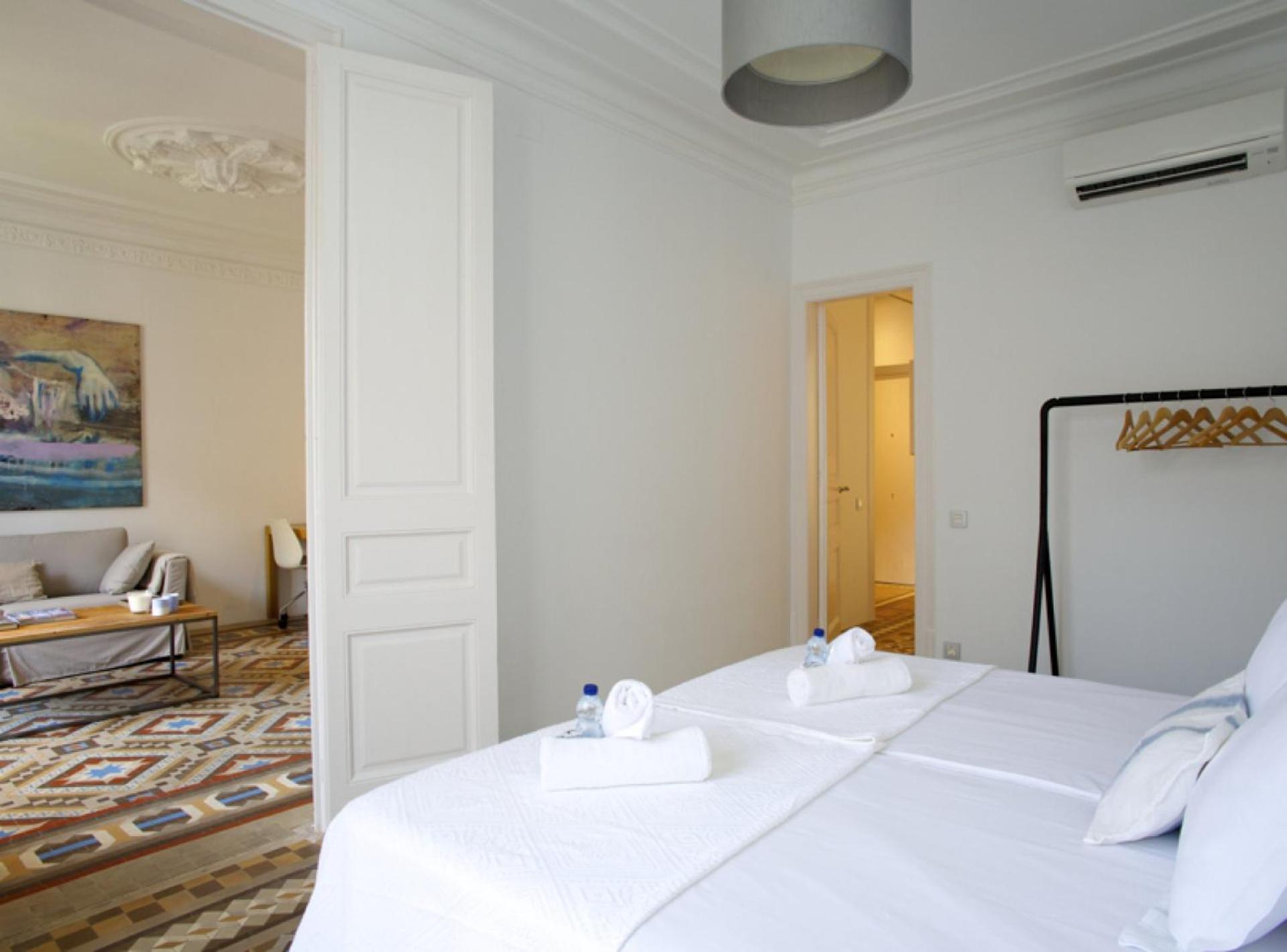 The Claris Suites II Barcelona Exterior foto