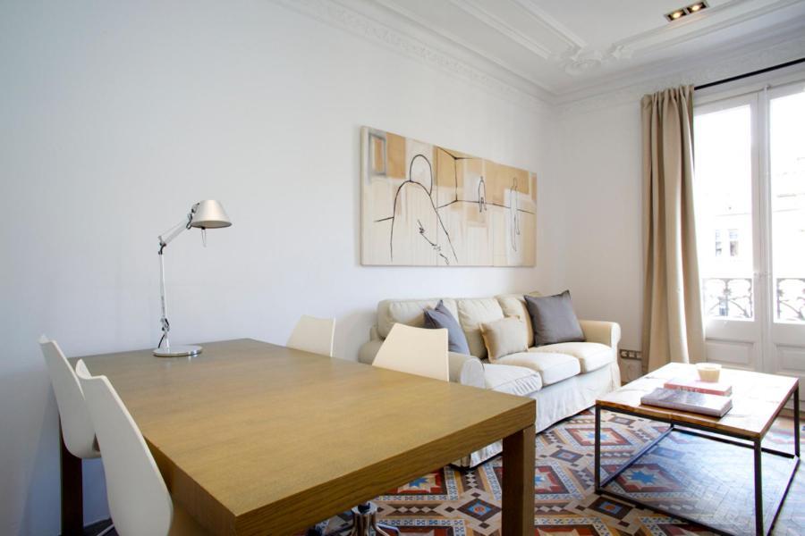 The Claris Suites II Barcelona Exterior foto